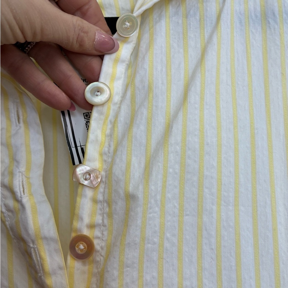Krista Larson yellow and white pinwheel button down blouse NWT - Picture 8 of 10